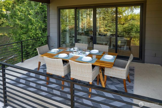 4322 102nd Court NE, Kirkland, WA 98033