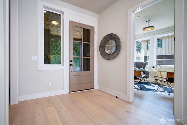 4322 102nd Court NE, Kirkland, WA 98033