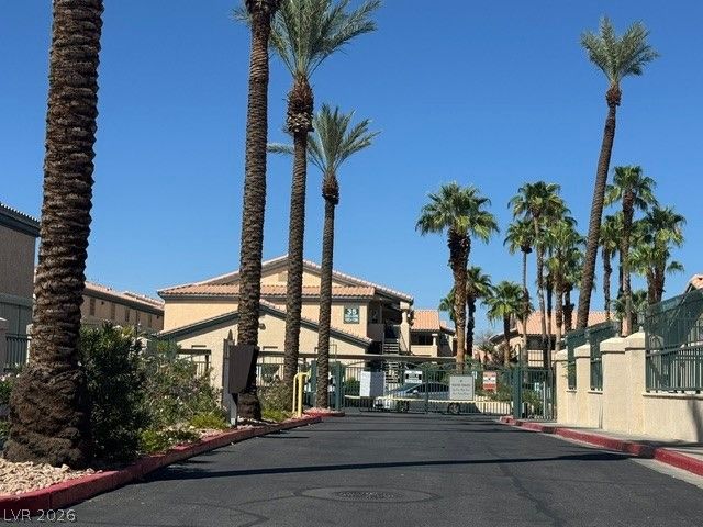 8410 Eldora Avenue 1019, Las Vegas, NV 89117