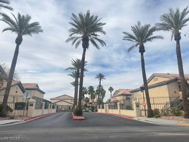 8410 Eldora Avenue 1019, Las Vegas, NV 89117