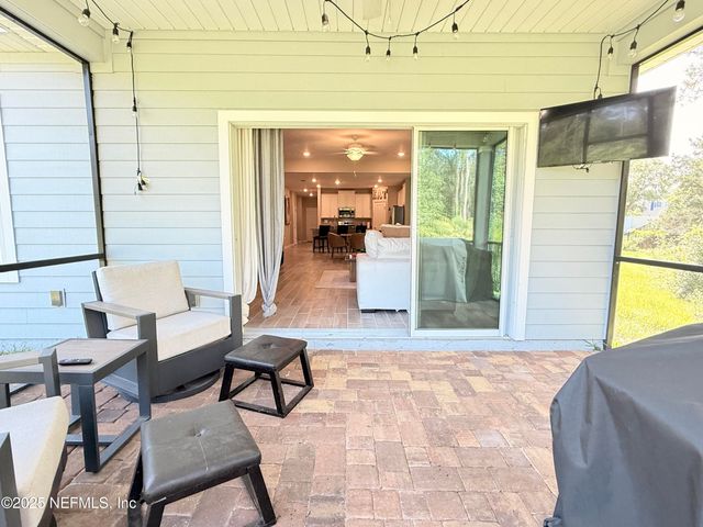 1676 ENCLAVE Road, Jacksonville, FL 32211