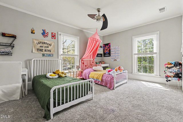 910 S 2nd Street, Smithfield, NC 27577