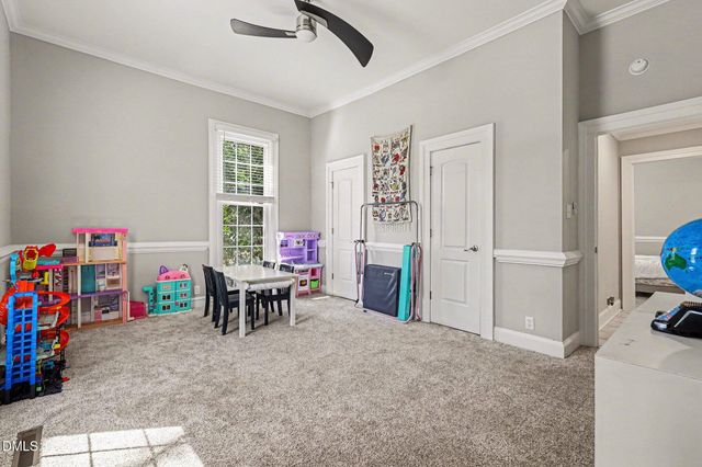 910 S 2nd Street, Smithfield, NC 27577