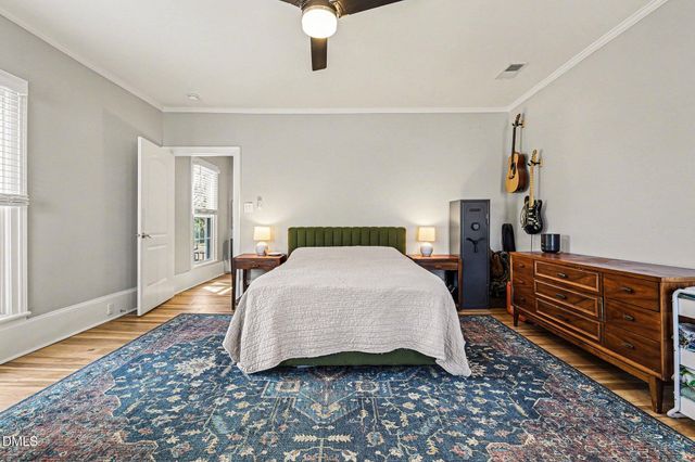 910 S 2nd Street, Smithfield, NC 27577