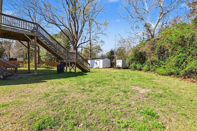 910 S 2nd Street, Smithfield, NC 27577