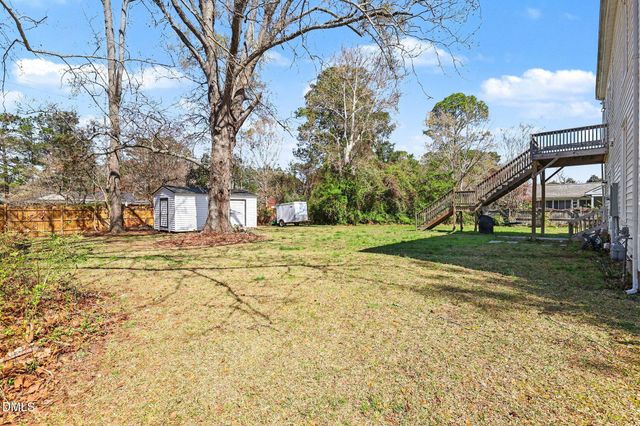 910 S 2nd Street, Smithfield, NC 27577