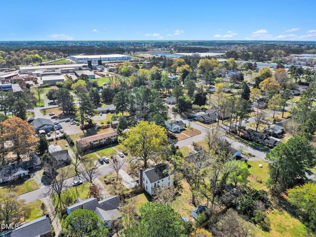 910 S 2nd Street, Smithfield, NC 27577