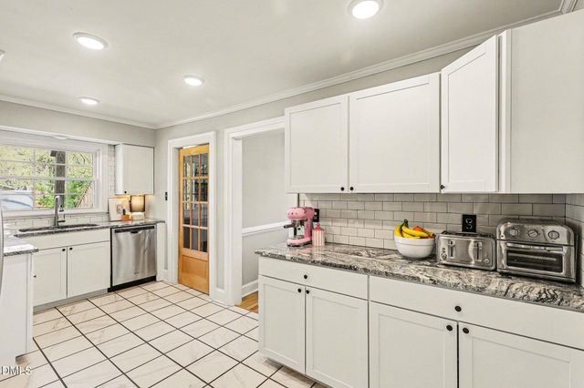 910 S 2nd Street, Smithfield, NC 27577