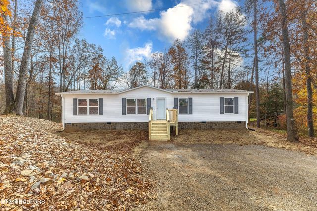 138 Trillium Circle, Harriman, TN 37748