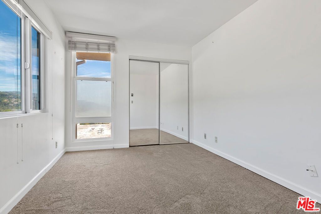 Image 17 of property listing at 23901 Civic Center Way D235, Malibu, CA 90265