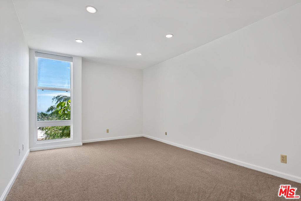 Image 24 of property listing at 23901 Civic Center Way D235, Malibu, CA 90265