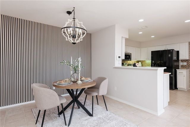 101 Santa Fe Dr, Rockport, TX 78382