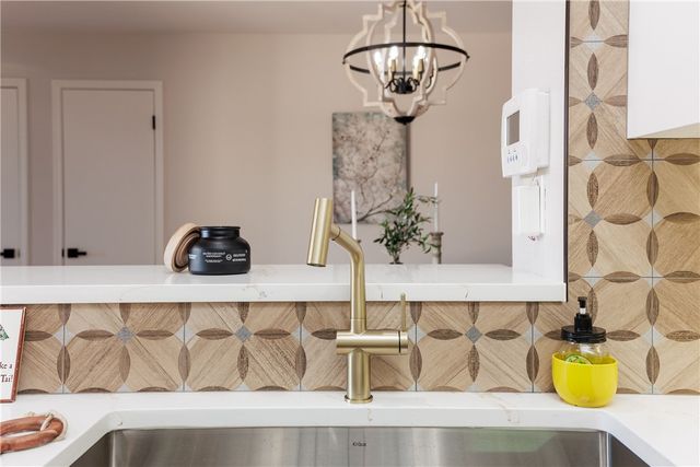 101 Santa Fe Dr, Rockport, TX 78382