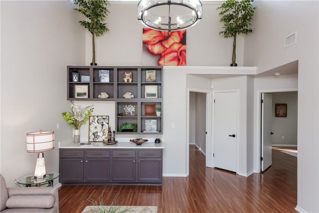 101 Santa Fe Dr, Rockport, TX 78382