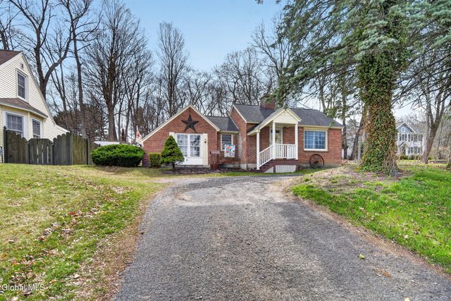 2980 Troy Schenectady Road, Niskayuna, NY 12309