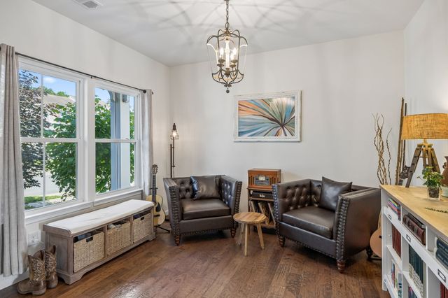 557 Wolfeboro Ln, Nashville, TN 37221