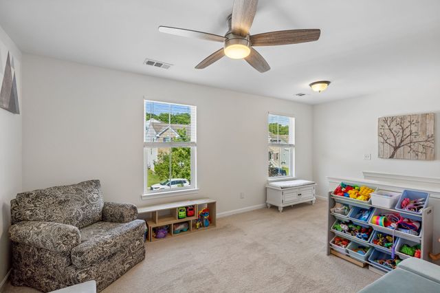 557 Wolfeboro Ln, Nashville, TN 37221