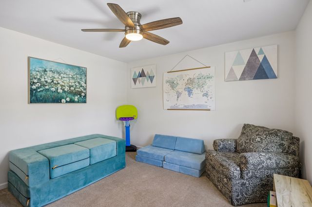 557 Wolfeboro Ln, Nashville, TN 37221