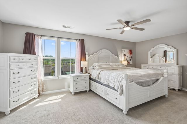 557 Wolfeboro Ln, Nashville, TN 37221