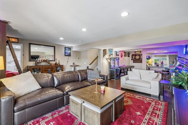 557 Wolfeboro Ln, Nashville, TN 37221
