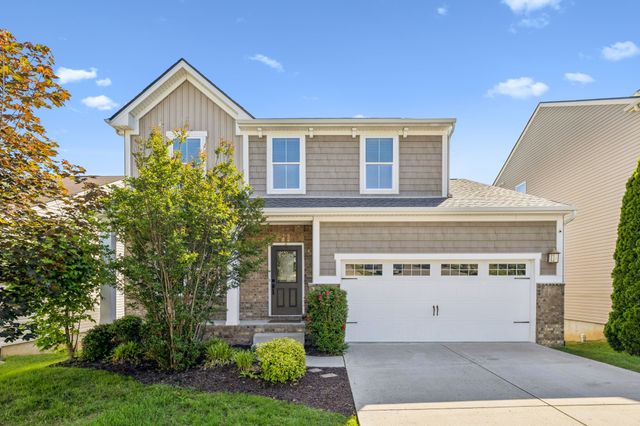 557 Wolfeboro Ln, Nashville, TN 37221