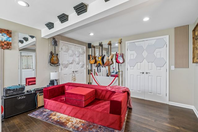 557 Wolfeboro Ln, Nashville, TN 37221