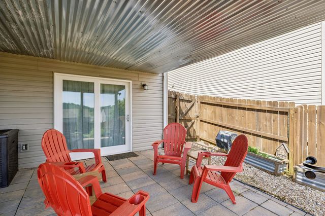 557 Wolfeboro Ln, Nashville, TN 37221