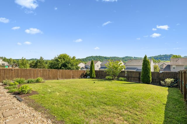 557 Wolfeboro Ln, Nashville, TN 37221