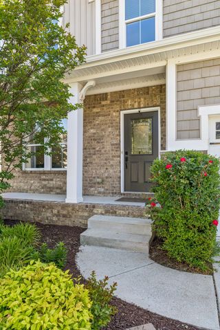 557 Wolfeboro Ln, Nashville, TN 37221