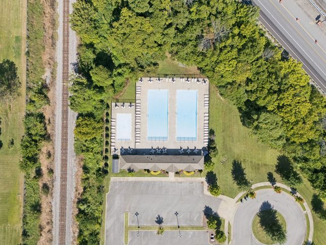 557 Wolfeboro Ln, Nashville, TN 37221