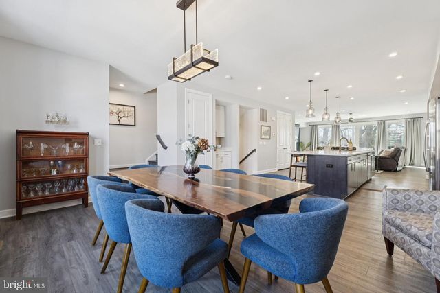 8102 ZOE PL, Alexandria, VA 22306