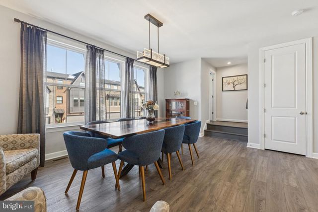 8102 ZOE PL, Alexandria, VA 22306