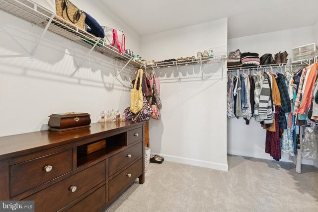 8102 ZOE PL, Alexandria, VA 22306