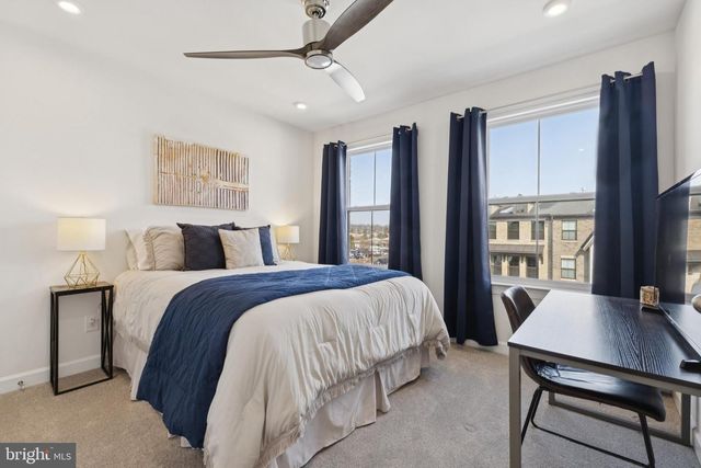 8102 ZOE PL, Alexandria, VA 22306