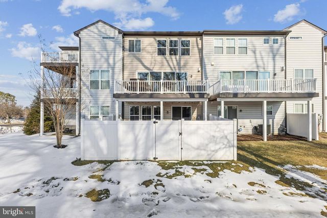 8102 ZOE PL, Alexandria, VA 22306