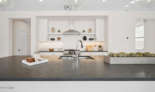 8024 W Harmont Drive, Peoria, AZ 85345