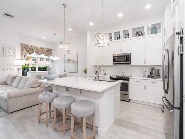 22936 Clear Echo Drive 35, Boca Raton, FL 33433
