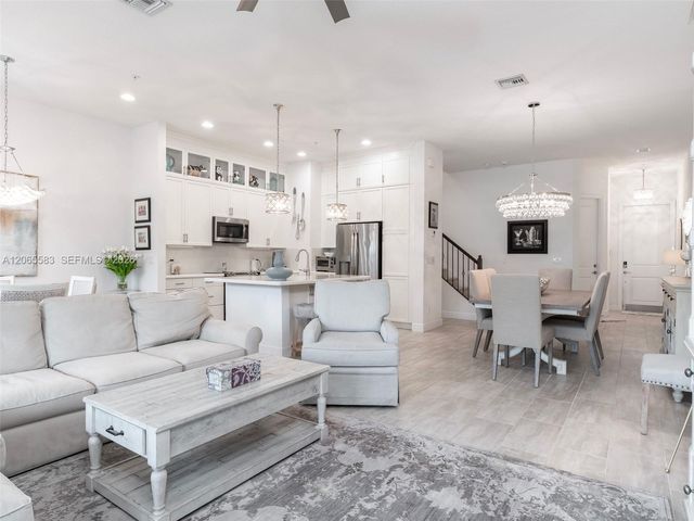 22936 Clear Echo Drive 35, Boca Raton, FL 33433