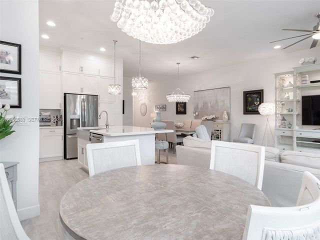 22936 Clear Echo Drive 35, Boca Raton, FL 33433