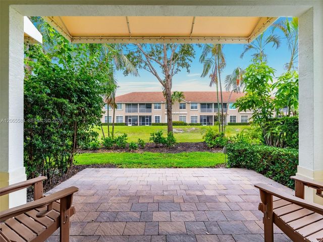 22936 Clear Echo Drive 35, Boca Raton, FL 33433