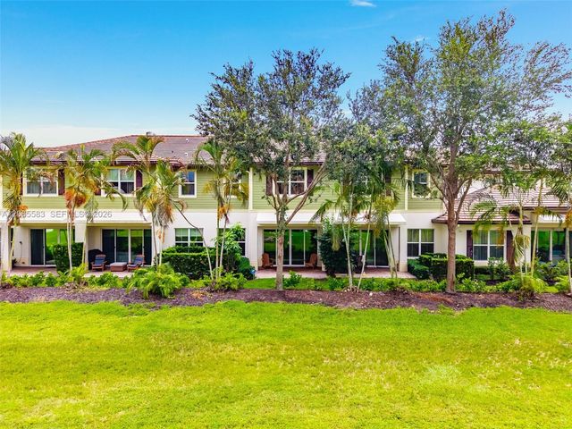 22936 Clear Echo Drive 35, Boca Raton, FL 33433