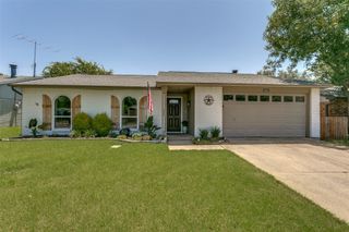 6420 Buckingham Trail, North Richland Hills, TX 76182