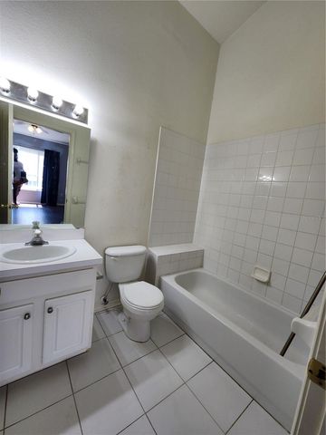 1317 THROCKMORTON DRIVE, Wesley Chapel, FL 33543