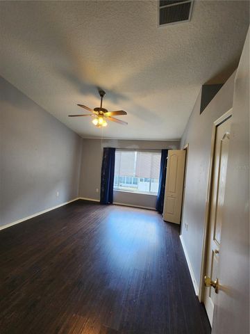 1317 THROCKMORTON DRIVE, Wesley Chapel, FL 33543