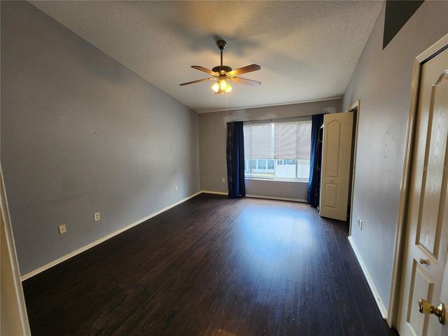 1317 THROCKMORTON DRIVE, Wesley Chapel, FL 33543