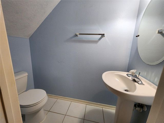 1317 THROCKMORTON DRIVE, Wesley Chapel, FL 33543