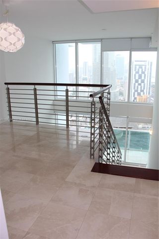 41 SE 5TH ST 2203, Miami, FL 33131