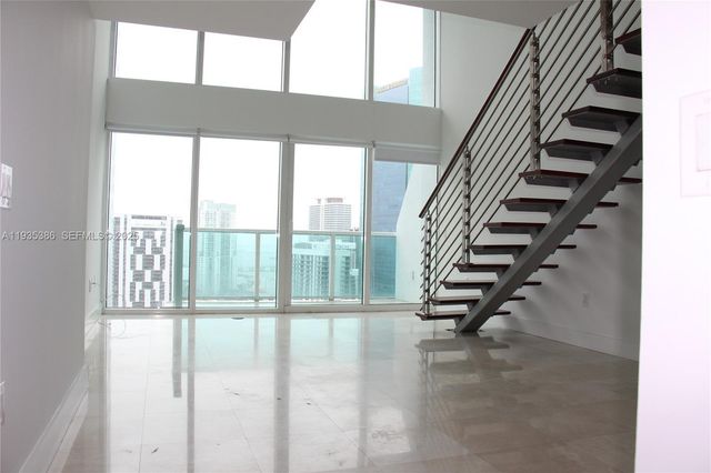 41 SE 5TH ST 2203, Miami, FL 33131