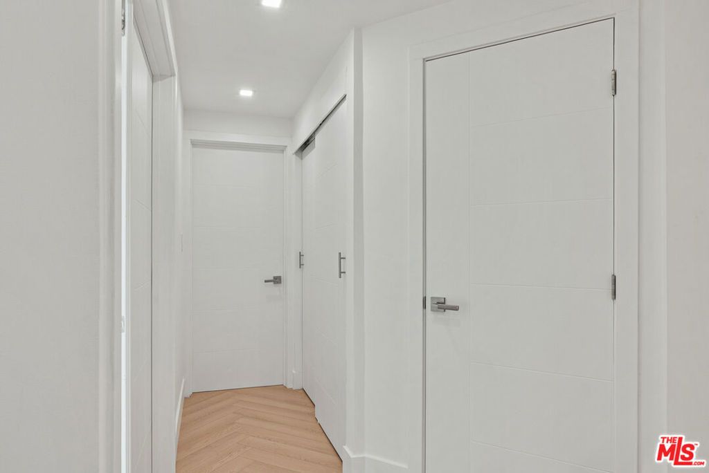 Image 26 of property listing at 8455 Fountain Avenue 308, West Hollywood, CA 90069