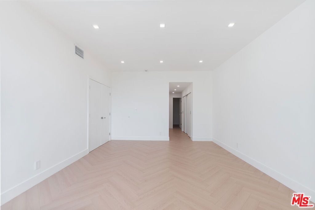 Image 32 of property listing at 8455 Fountain Avenue 308, West Hollywood, CA 90069